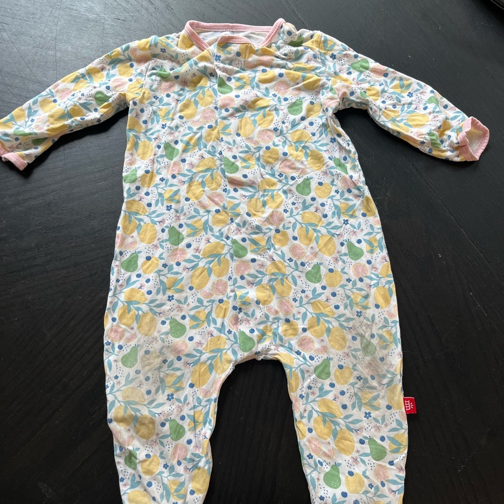 Magnetic Me Sleeper